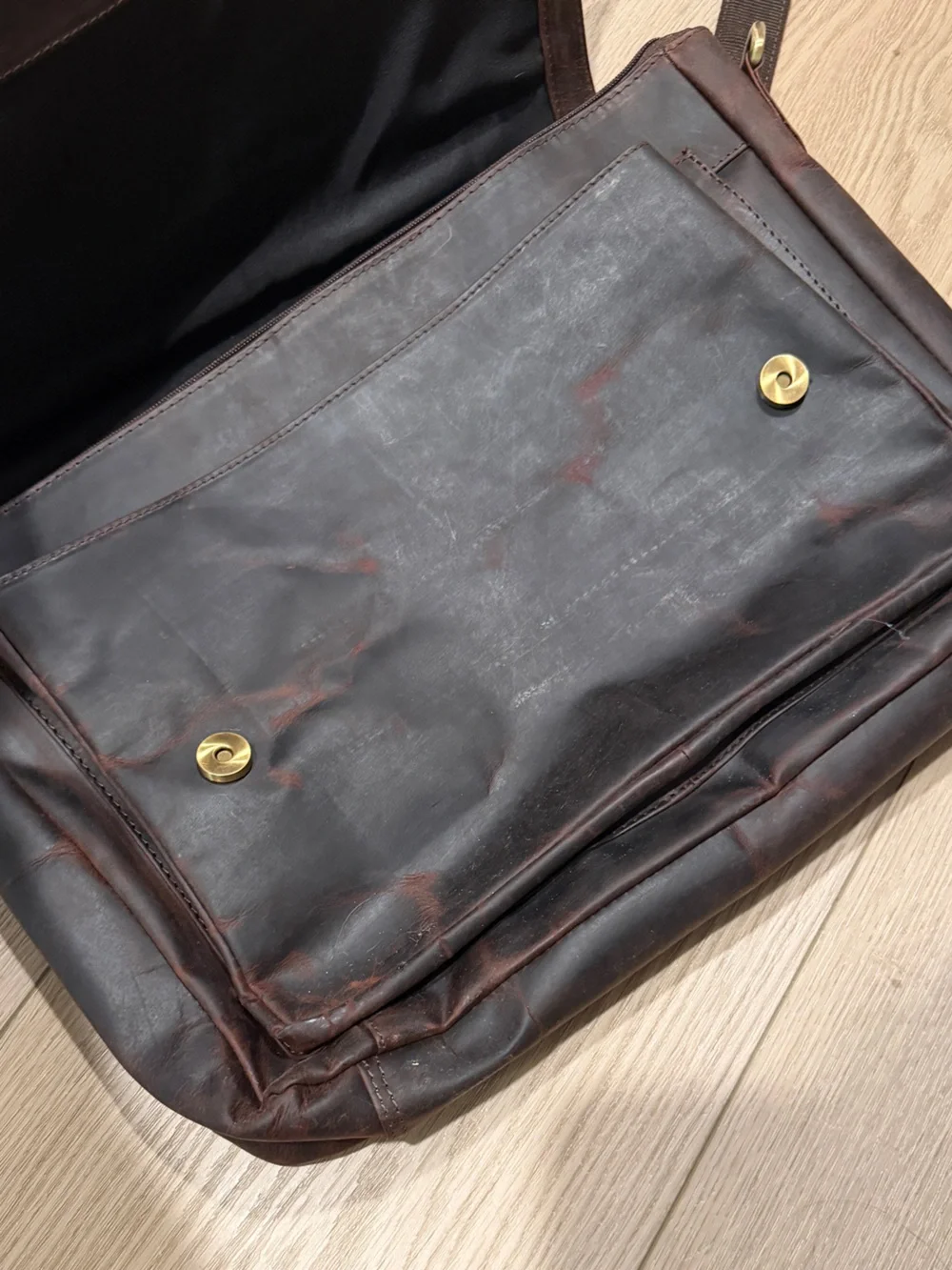 Classic Dark Brown Leather Messenger Bag
